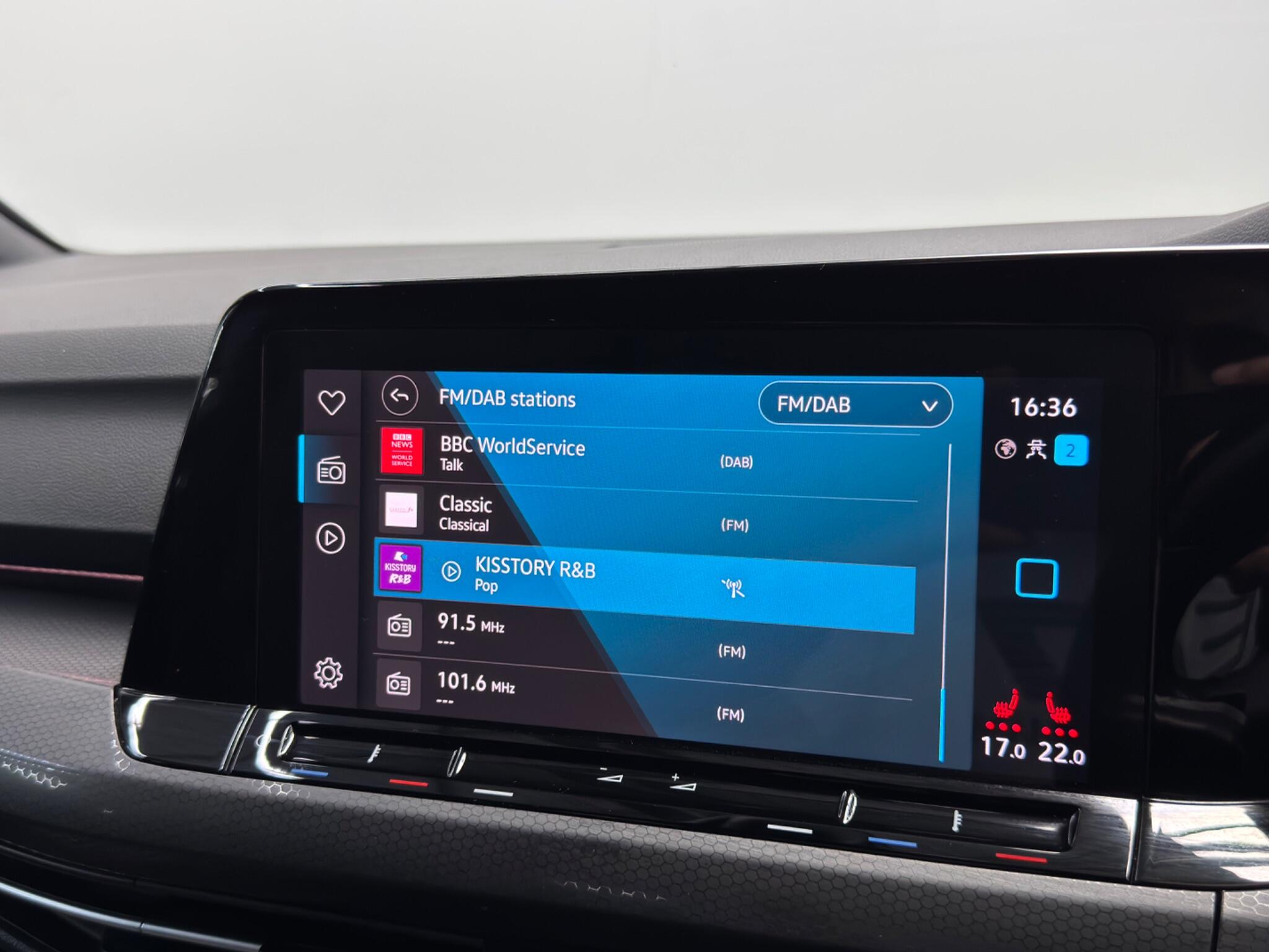 Volkswagen Golf view 28