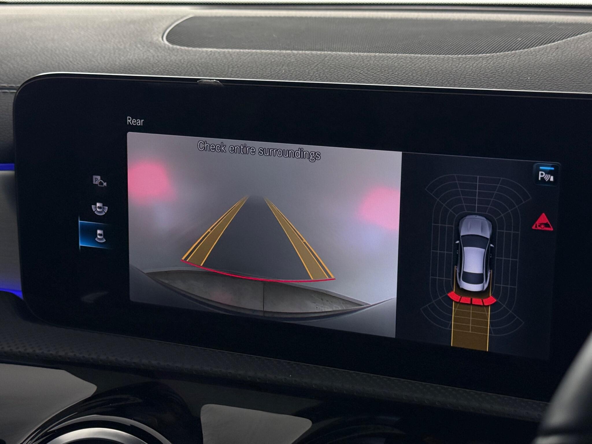 Mercedes-Benz CLA view 32