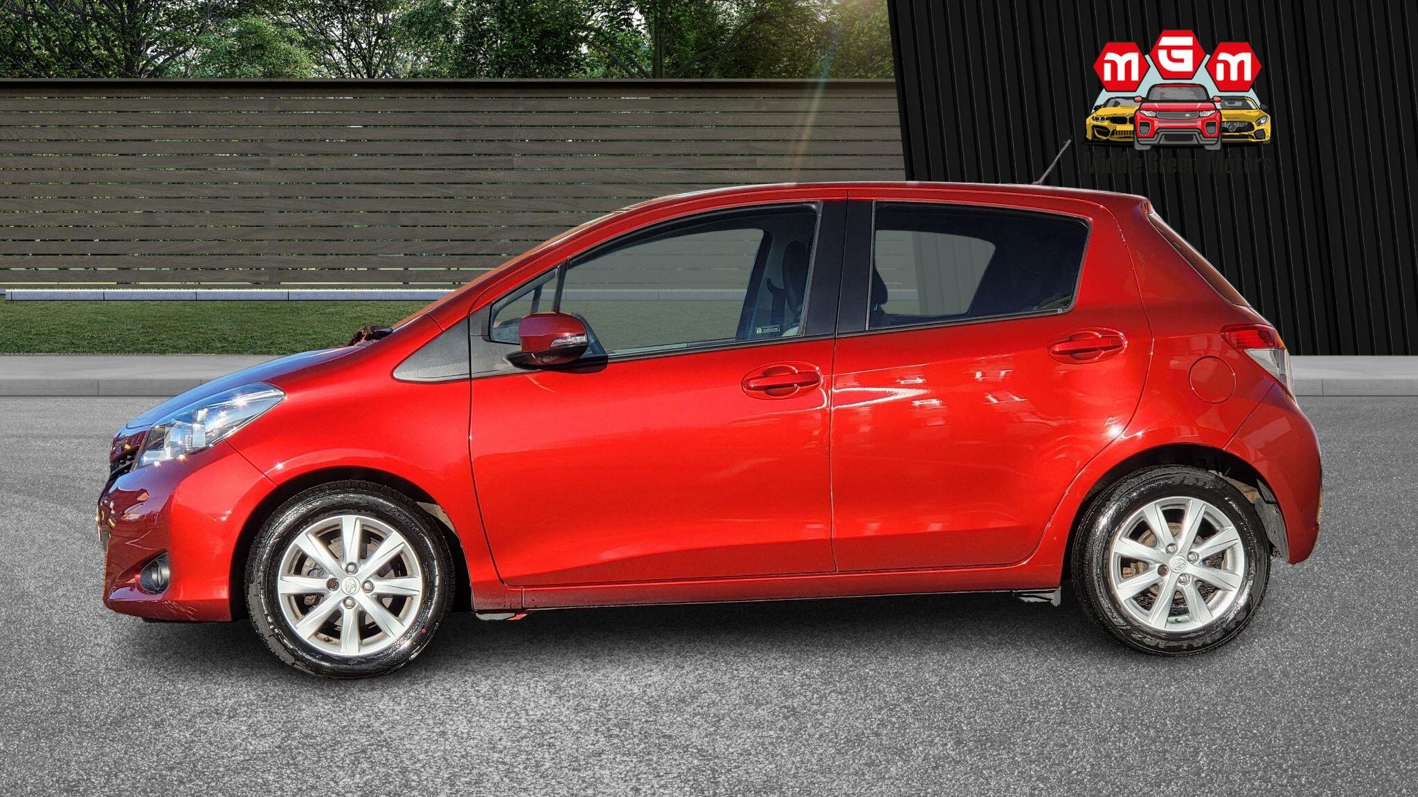 Toyota Yaris view 9
