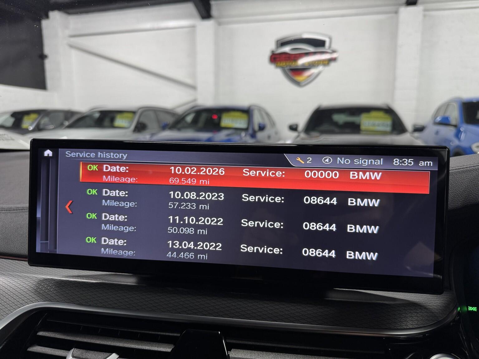 BMW 5 Series view 11