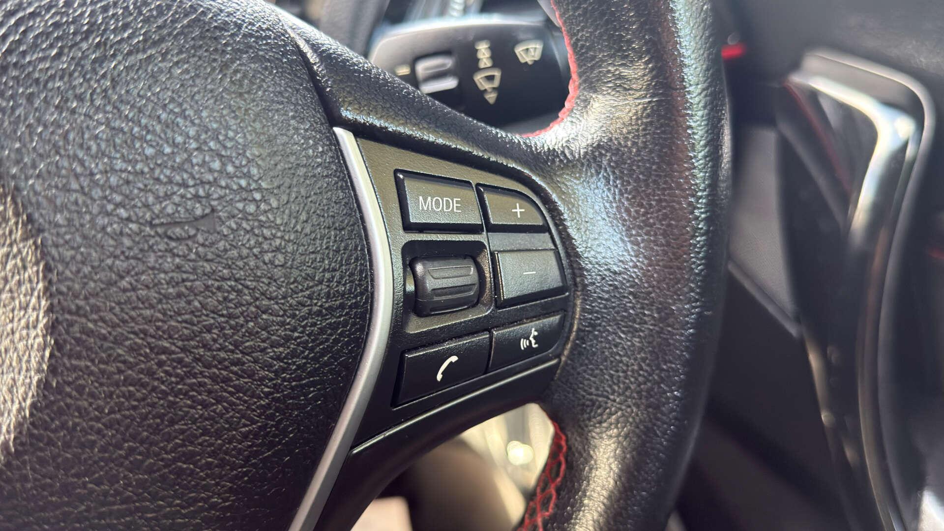 BMW 1 Series view 18