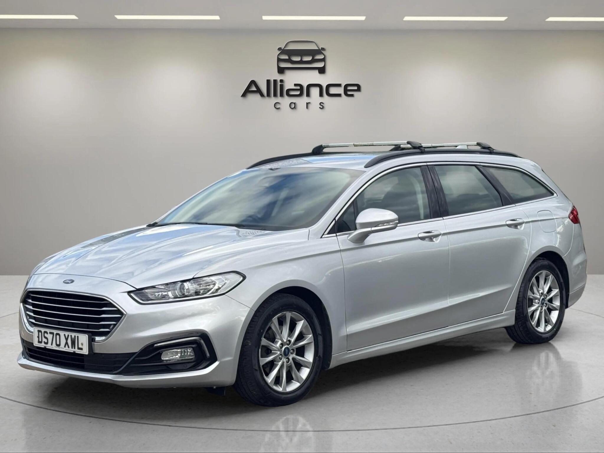 Ford Mondeo view 16