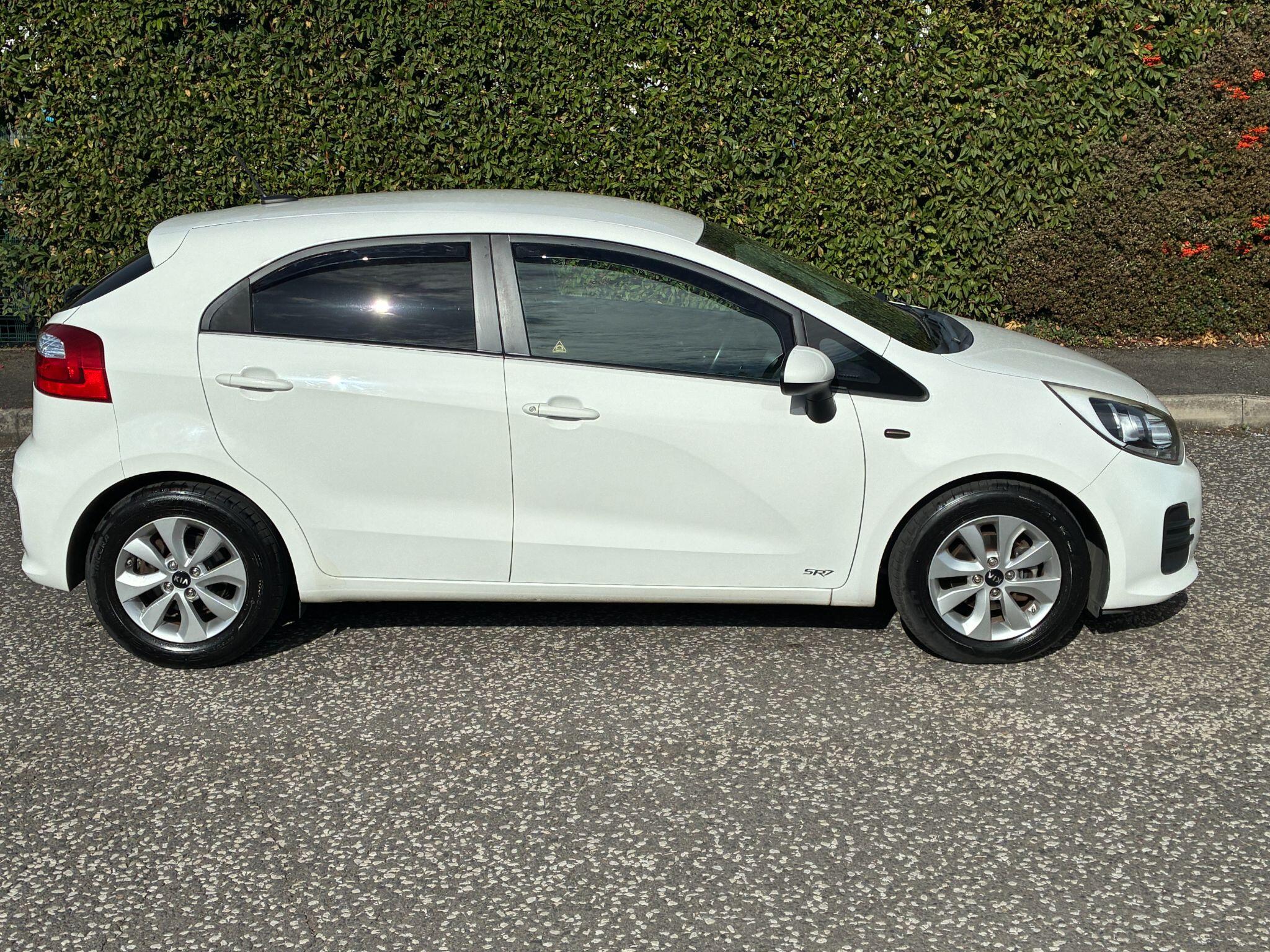 Kia Rio view 26