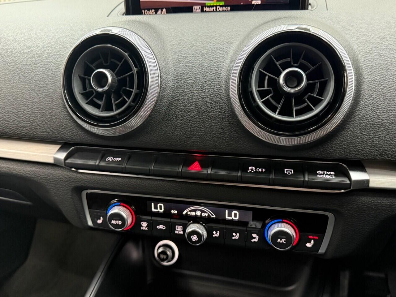 Audi A3 view 18
