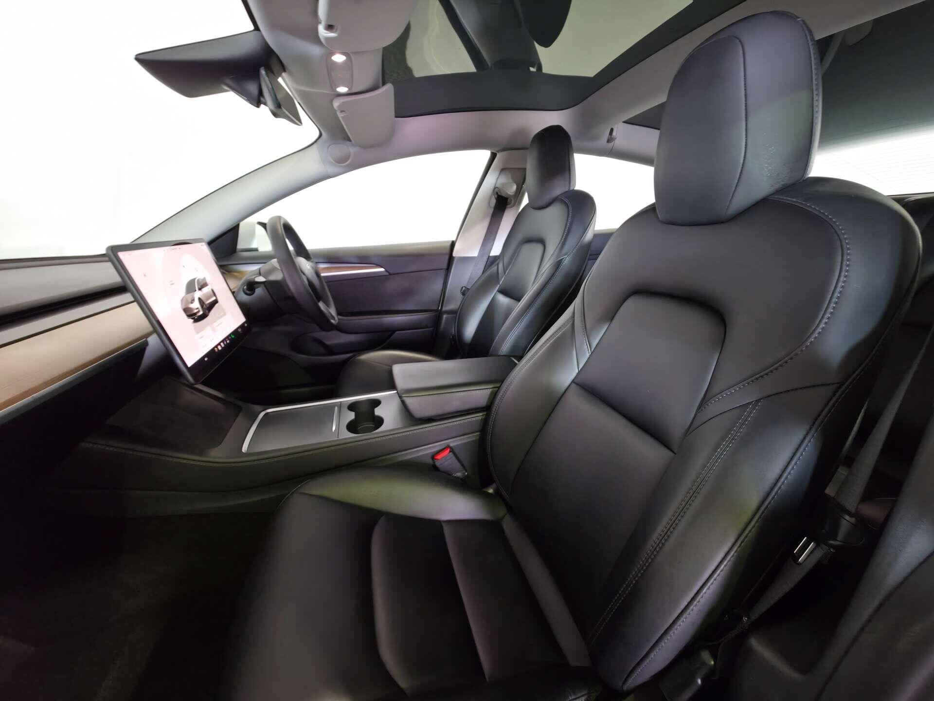 Tesla Model 3 view 67