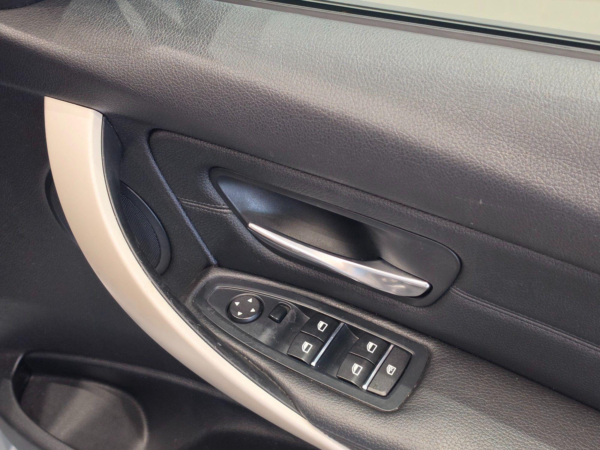 BMW 3 Series view 39