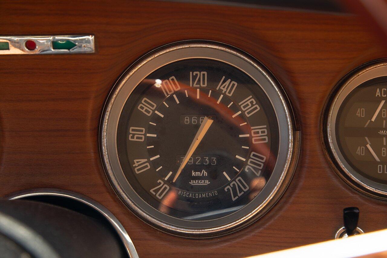 Alfa Romeo Giulia view 56