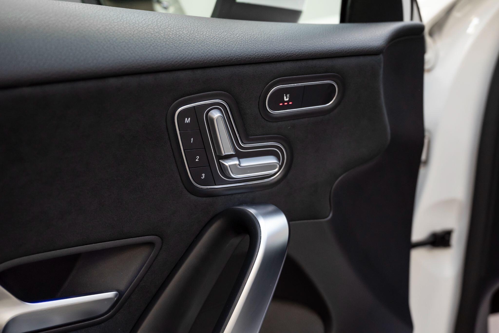 Mercedes-Benz A-Class view 65