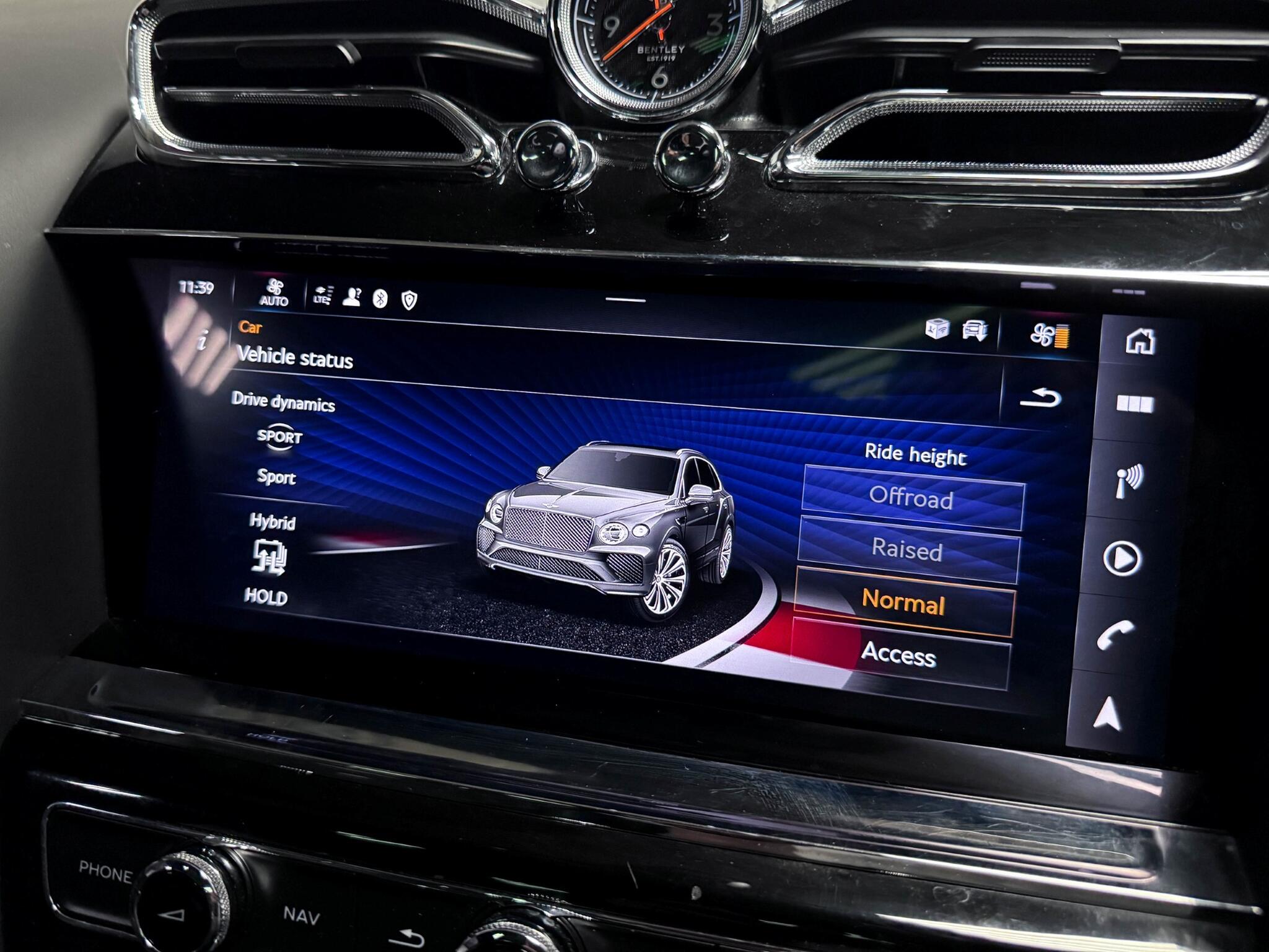 Bentley Bentayga view 64