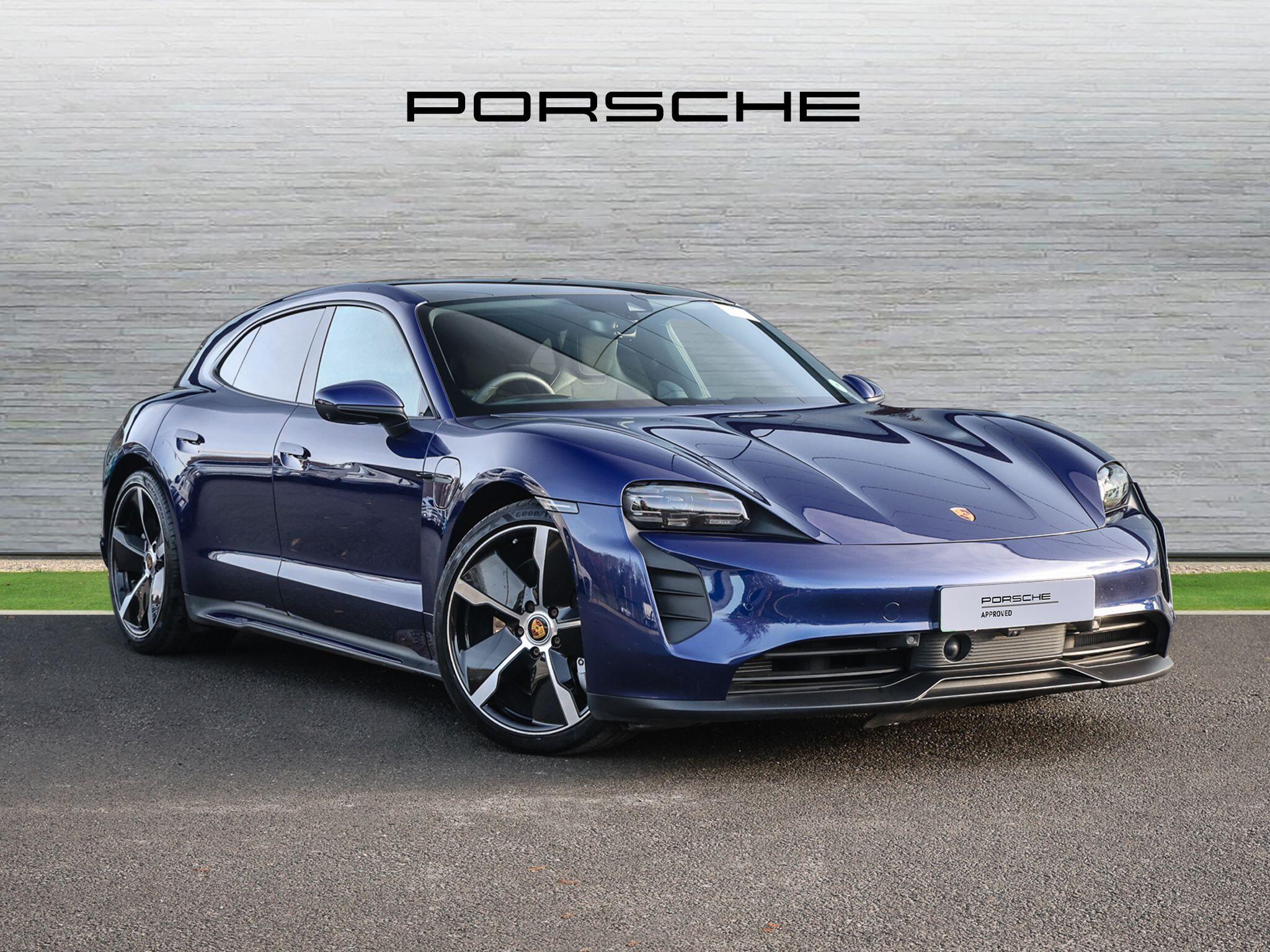 Porsche Taycan view 31