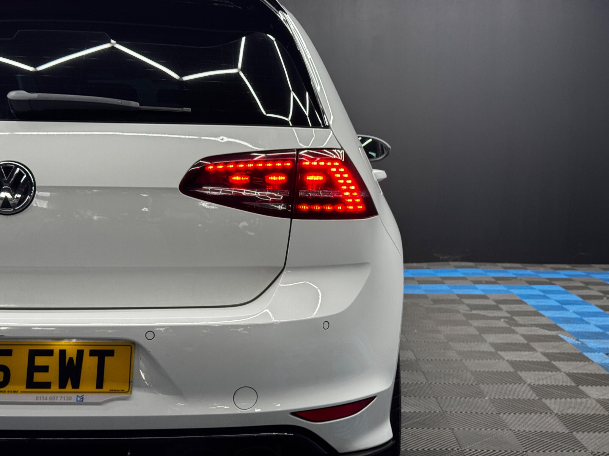 Volkswagen Golf view 44