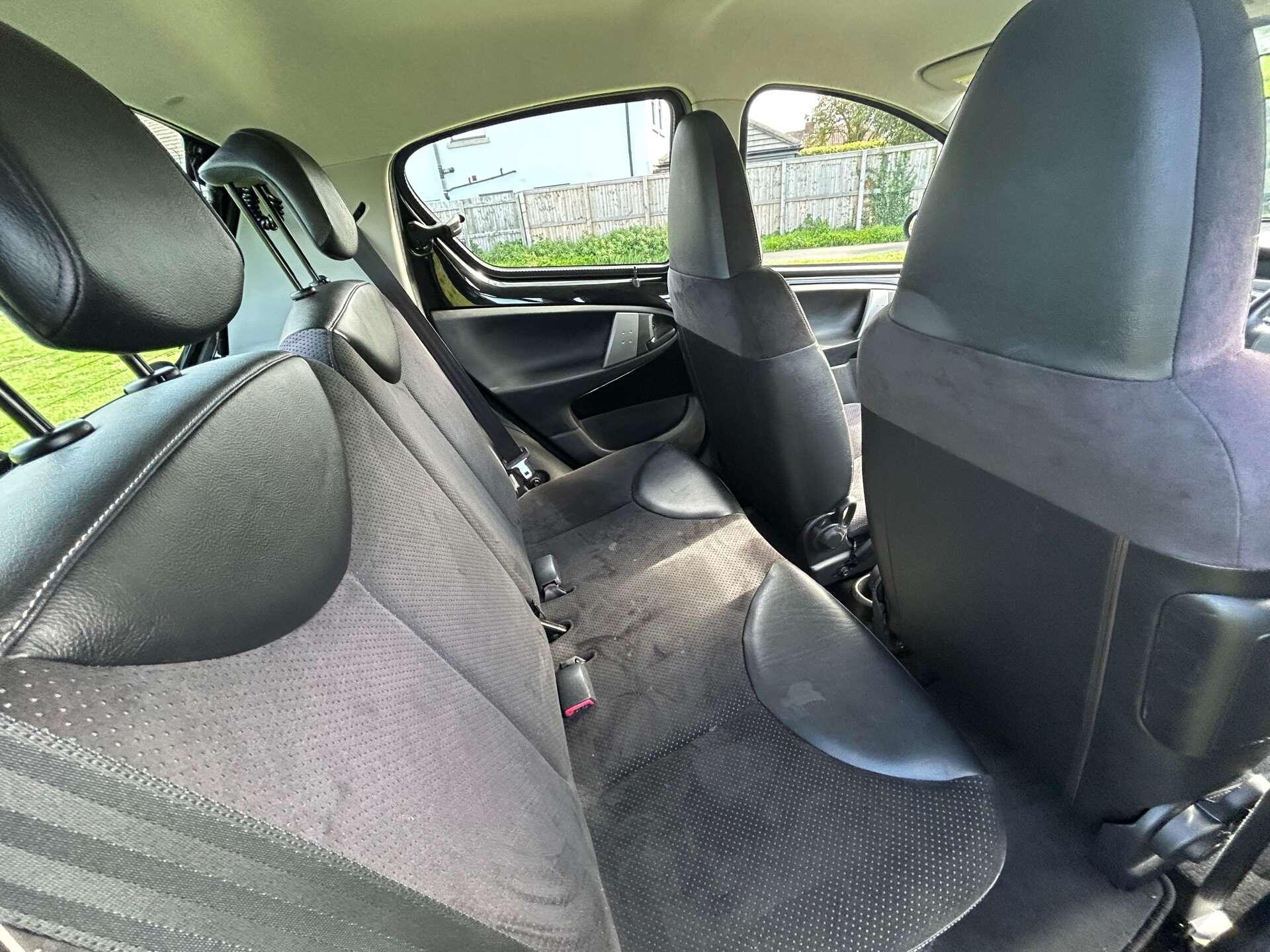 Toyota Aygo view 28
