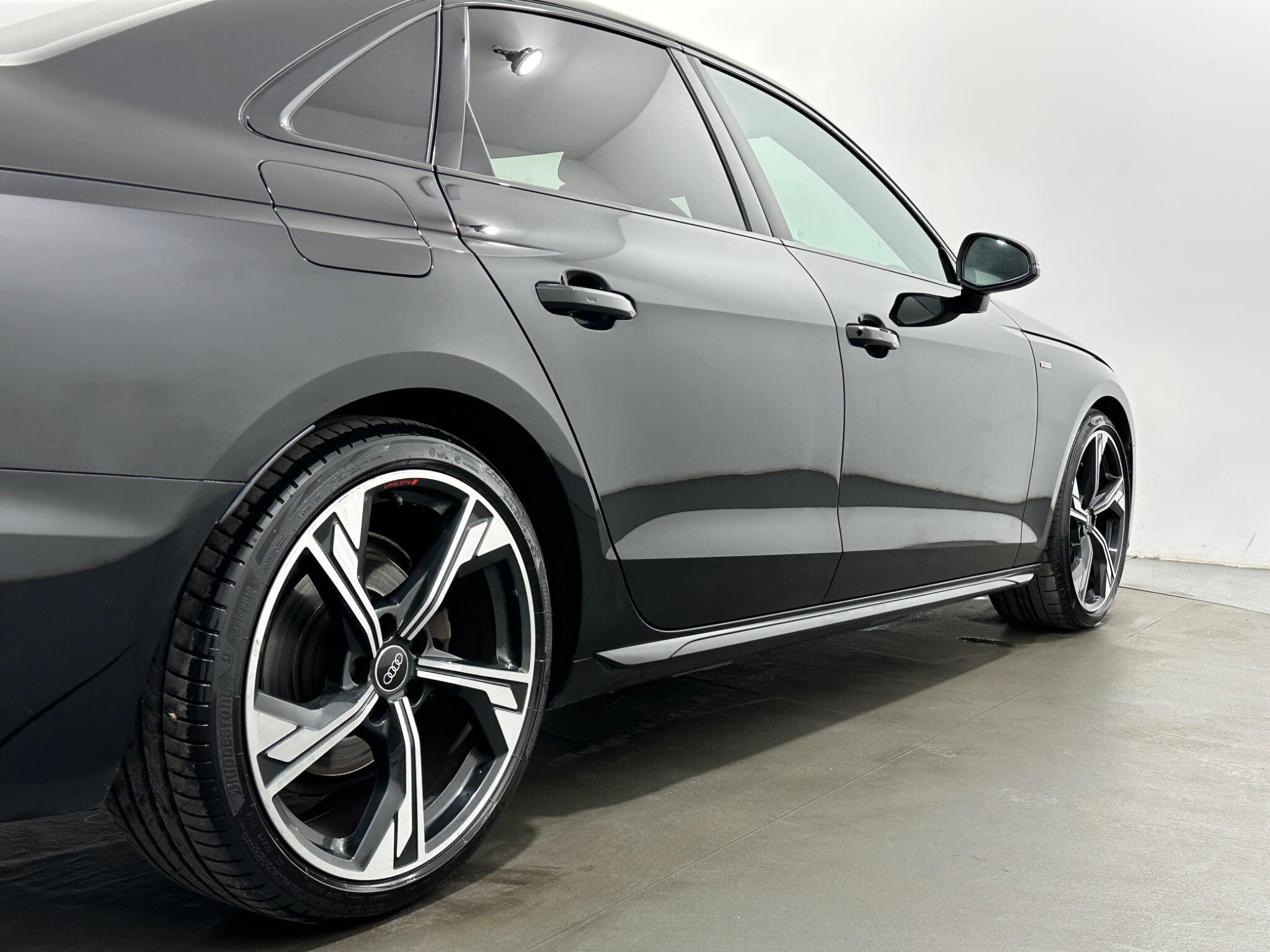 Audi A4 view 49