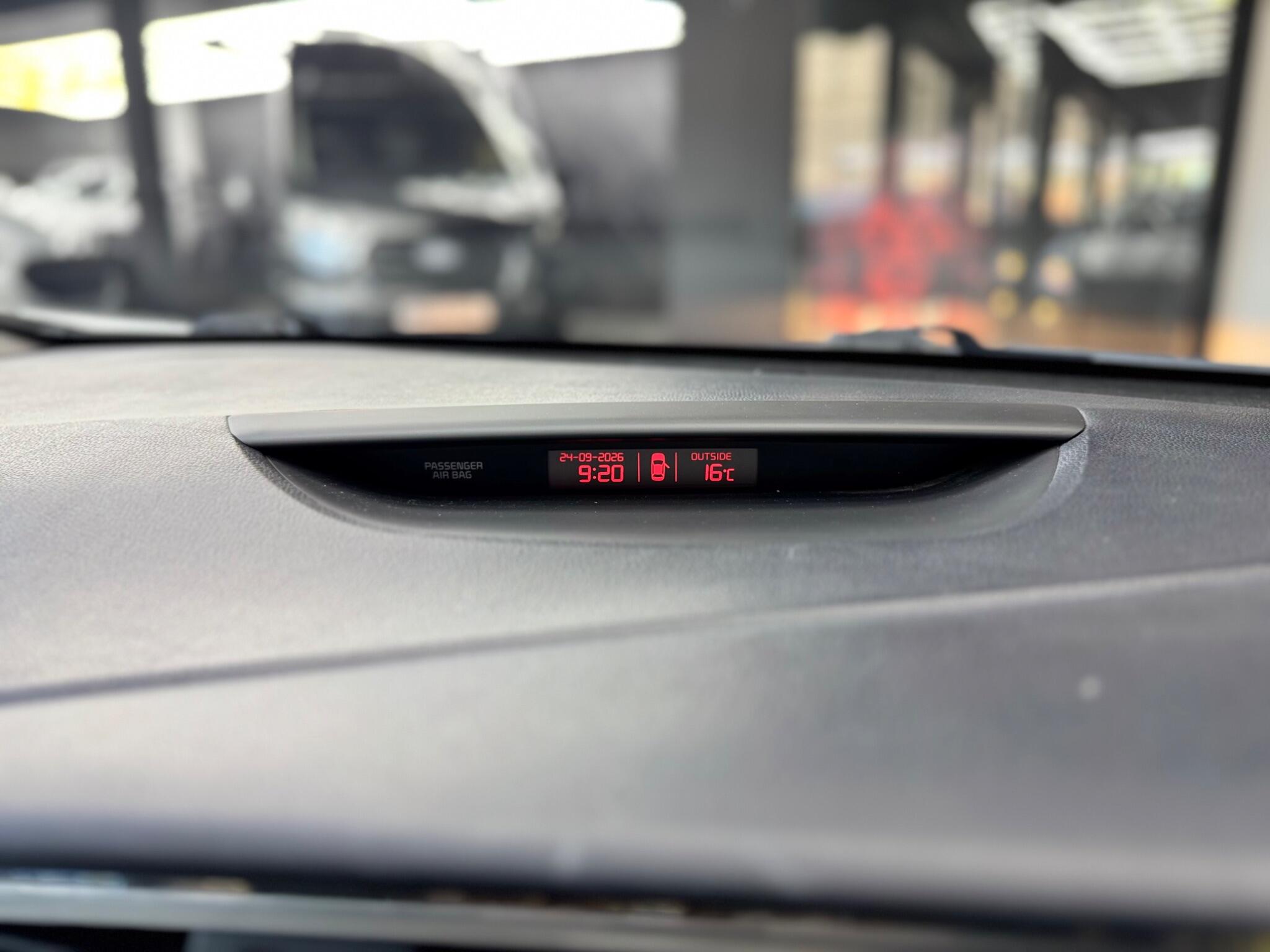 Kia Proceed view 43