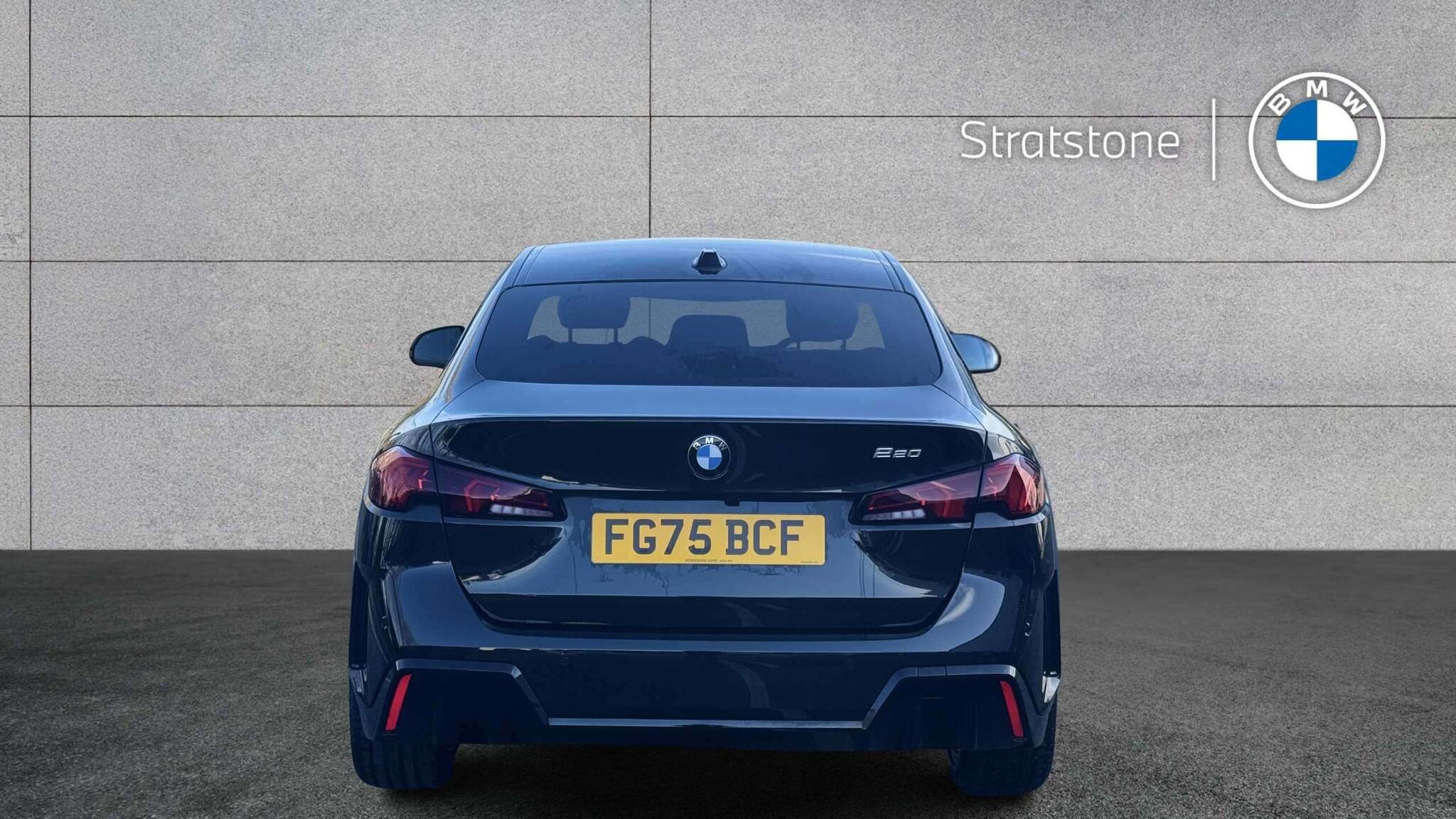 BMW 2 Series view 20