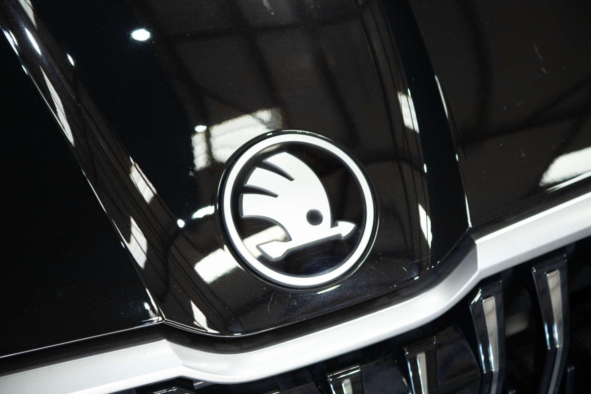 Skoda Superb view 23