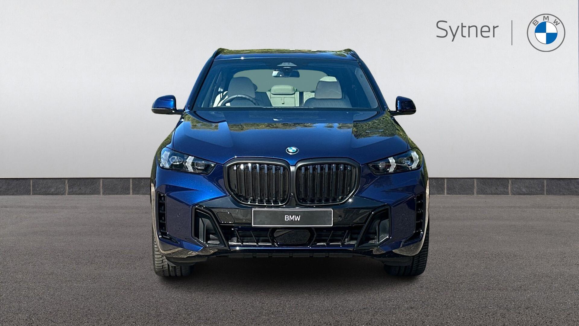 BMW X5 view 16