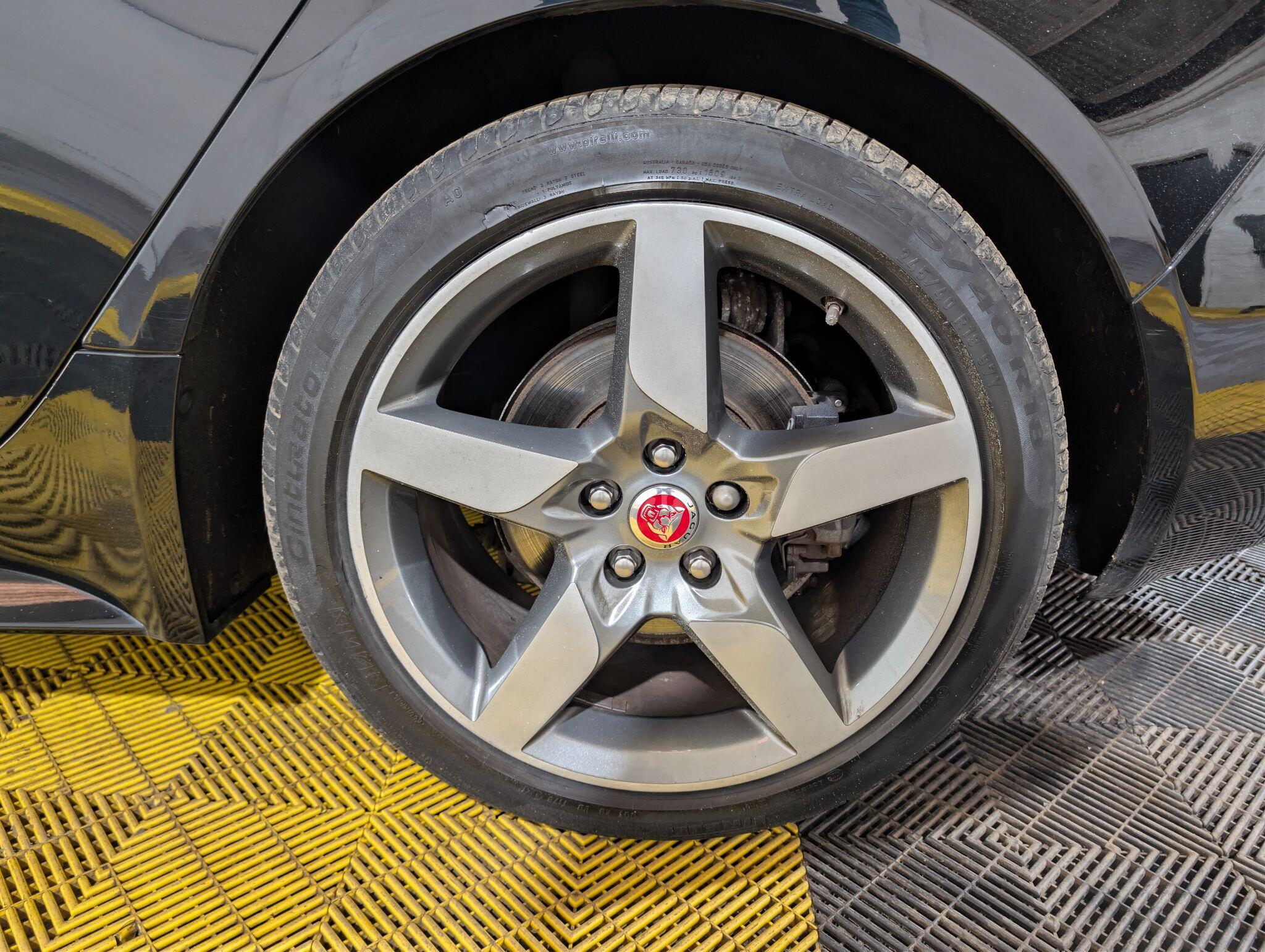 Jaguar Xe view 68