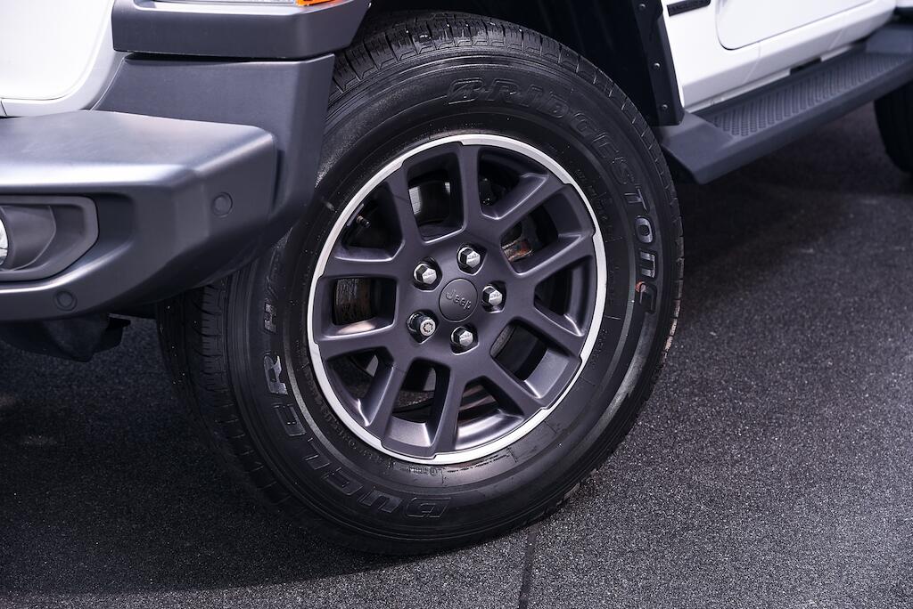Jeep Wrangler view 8