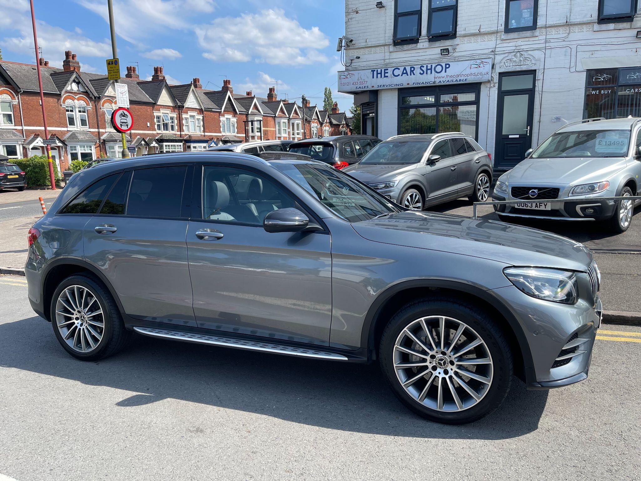 Mercedes-Benz GLC view 12