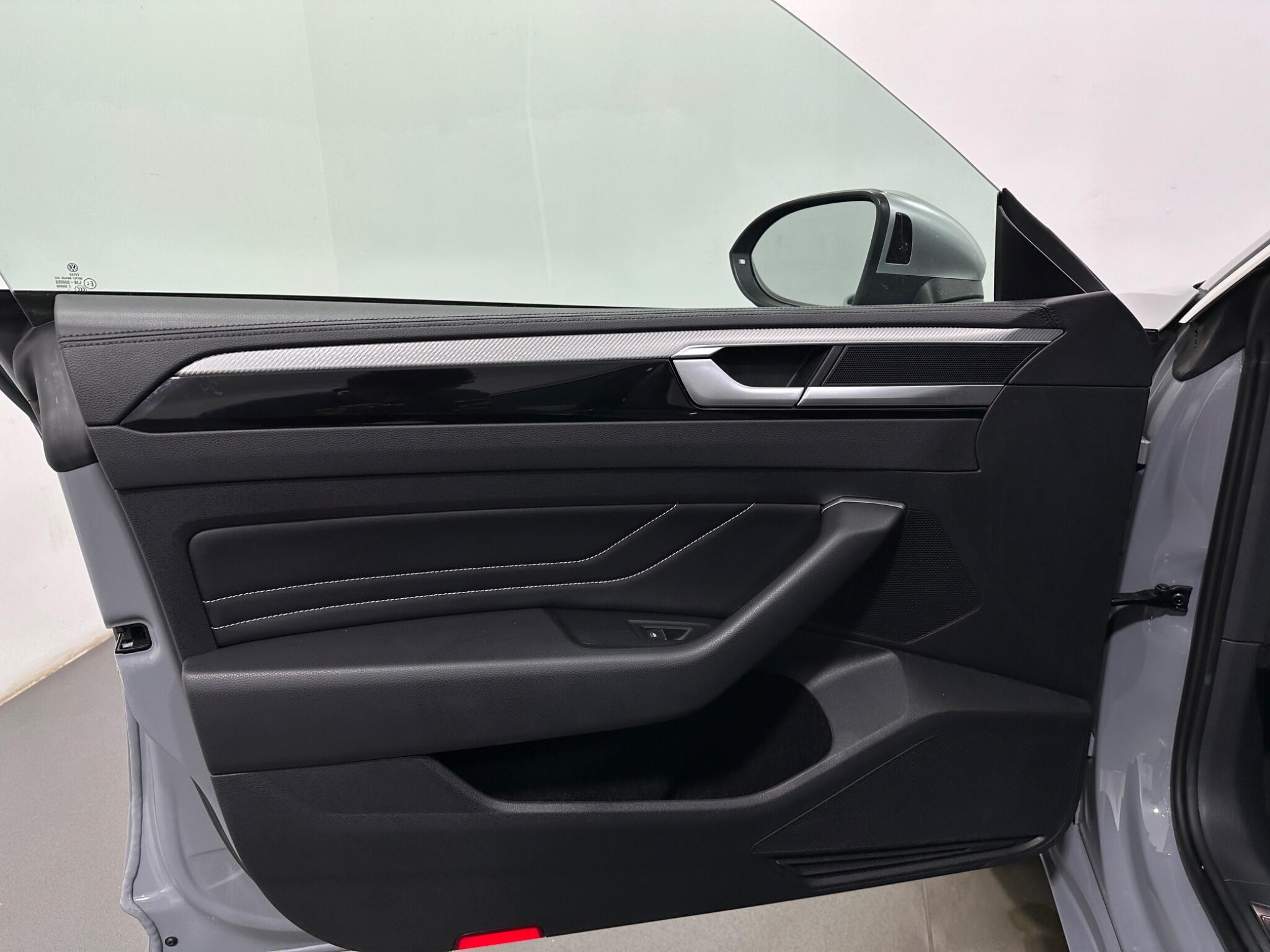 Volkswagen Arteon view 38
