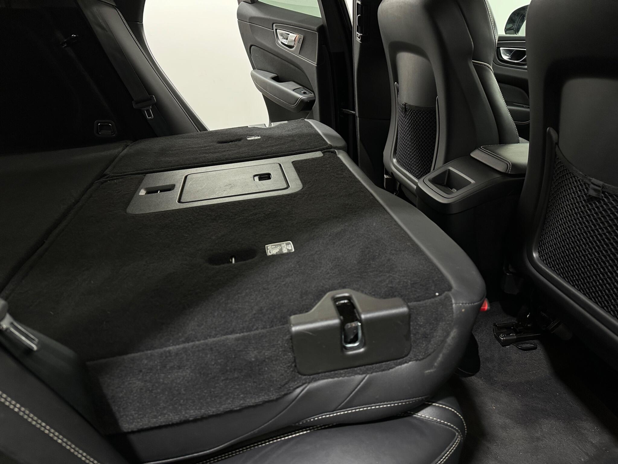 Volvo XC60 view 46