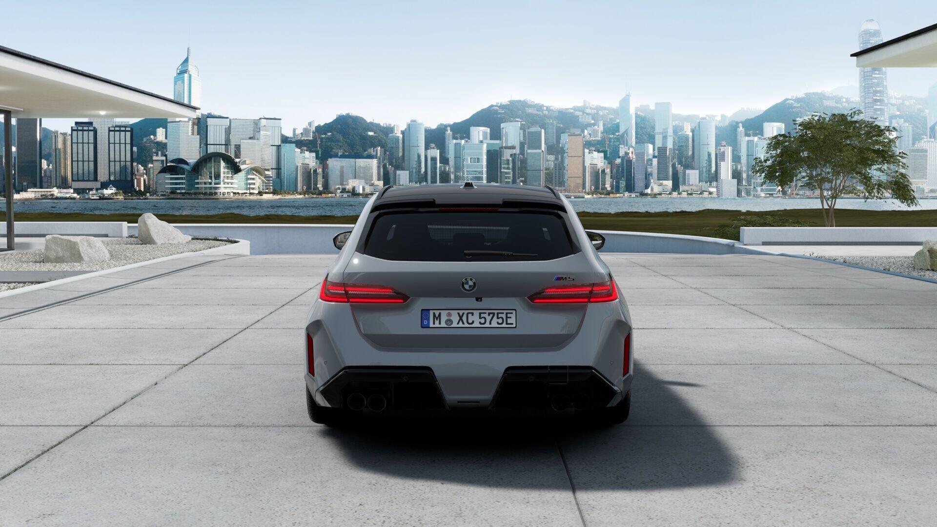 BMW M5 view 5