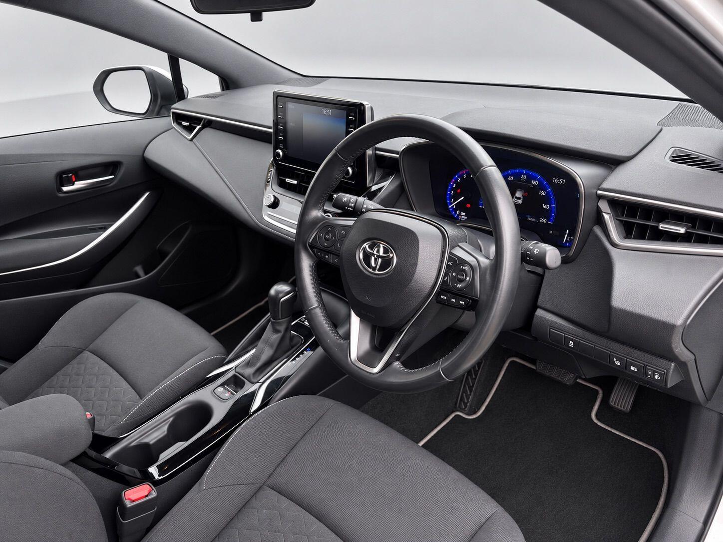 Toyota Corolla view 18