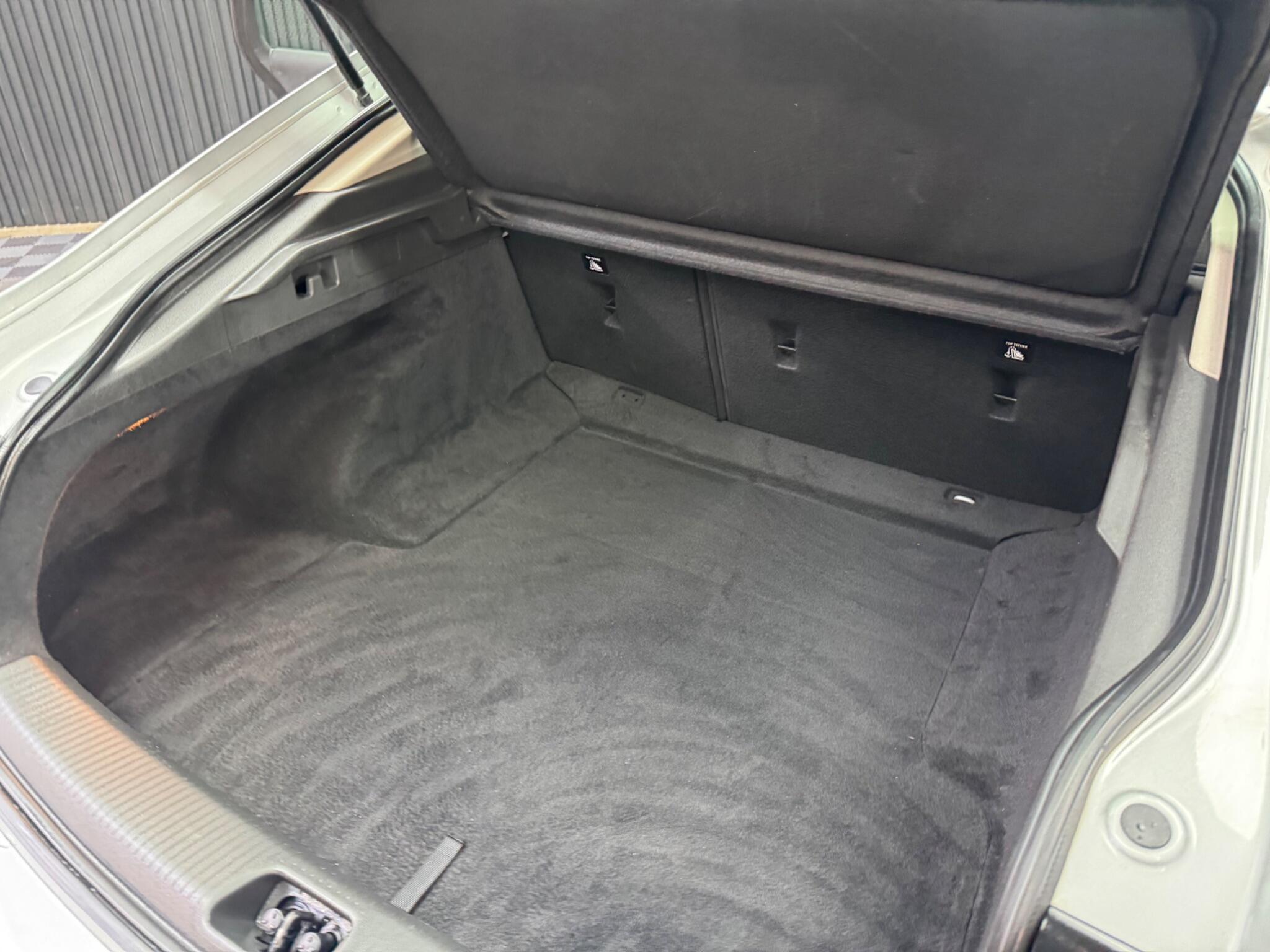 Vauxhall Insignia view 42