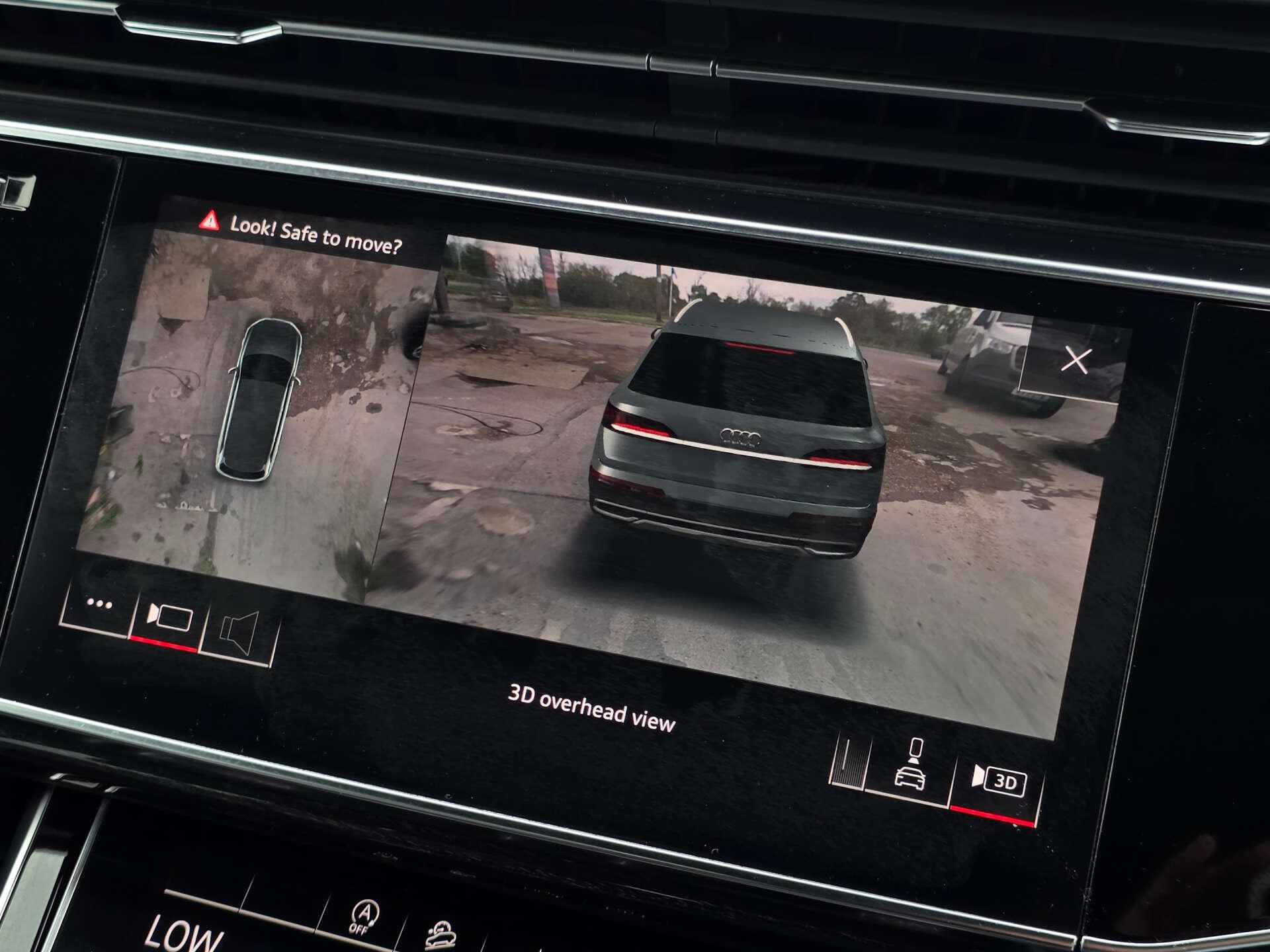 Audi Q7 view 31