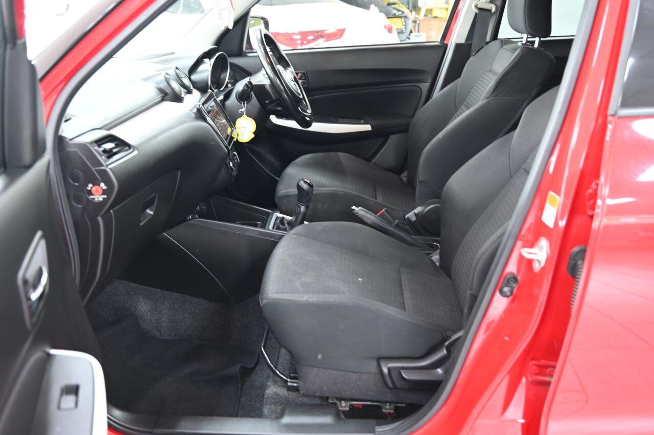 Suzuki Swift view 14