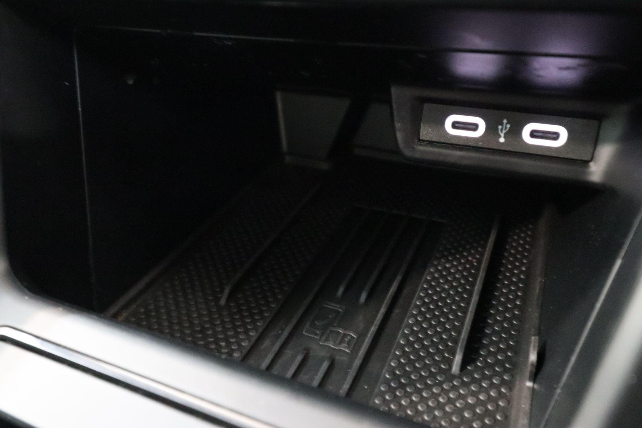 Volkswagen Taigo view 24
