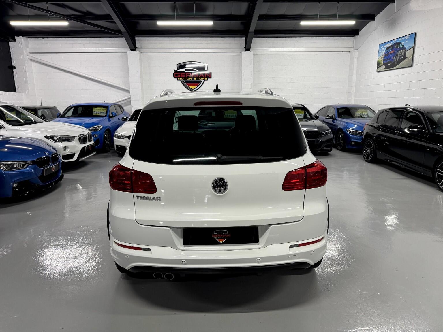 Volkswagen Tiguan view 19