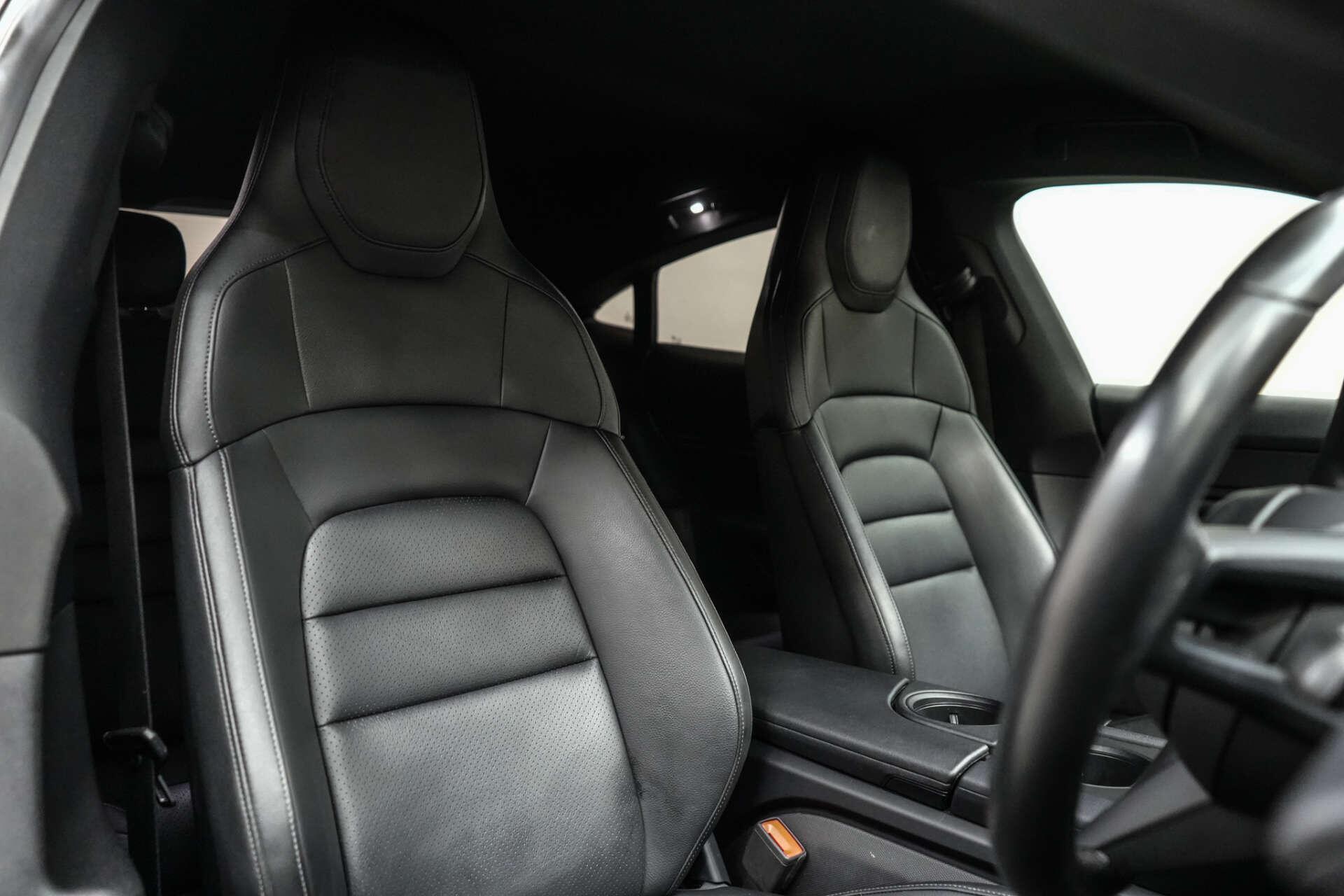 Porsche Taycan view 11