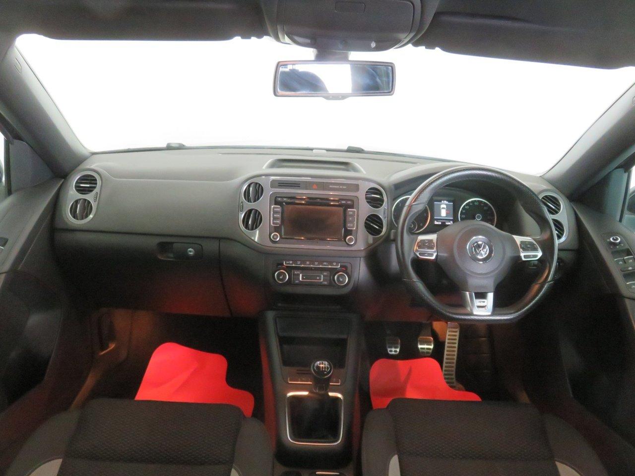 Volkswagen Tiguan view 28