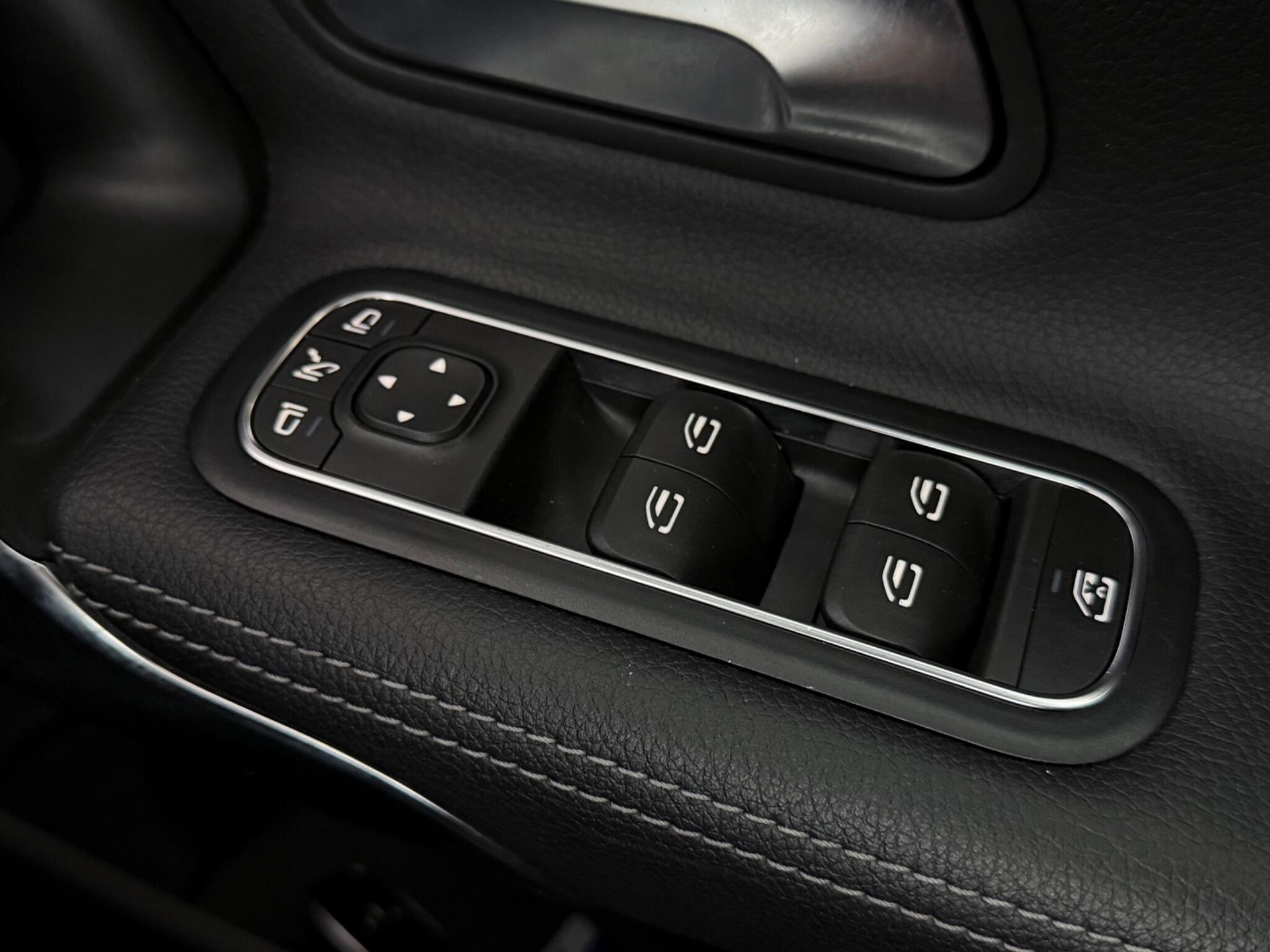 Mercedes-Benz A-Class view 20