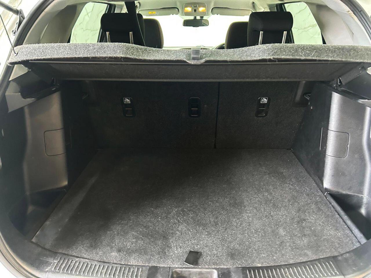Suzuki SX4 S-Cross view 13