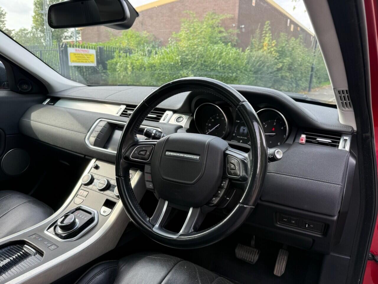 Land Rover Range Rover Evoque view 14