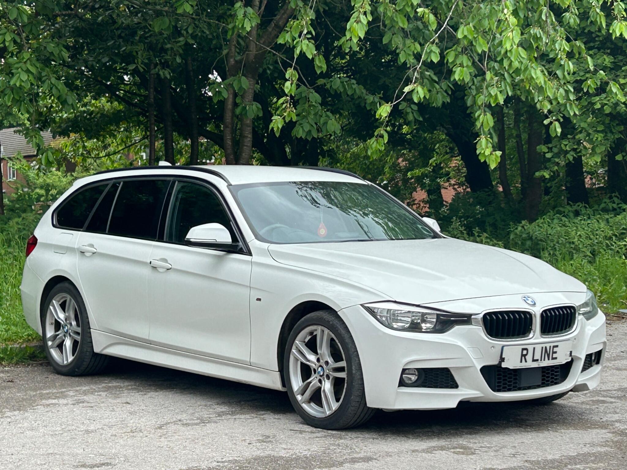 BMW 3 Series view 3
