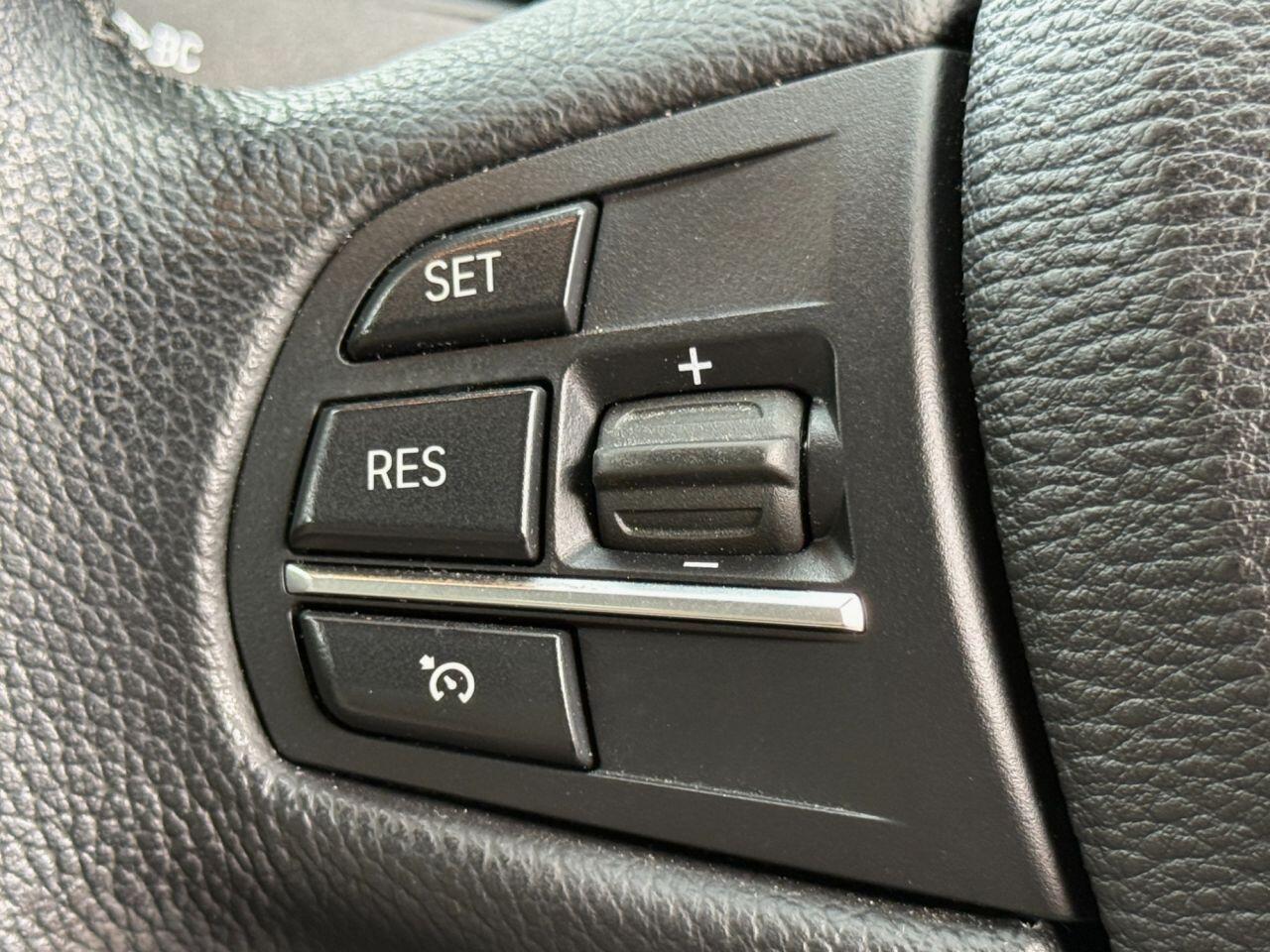 BMW X3 view 16