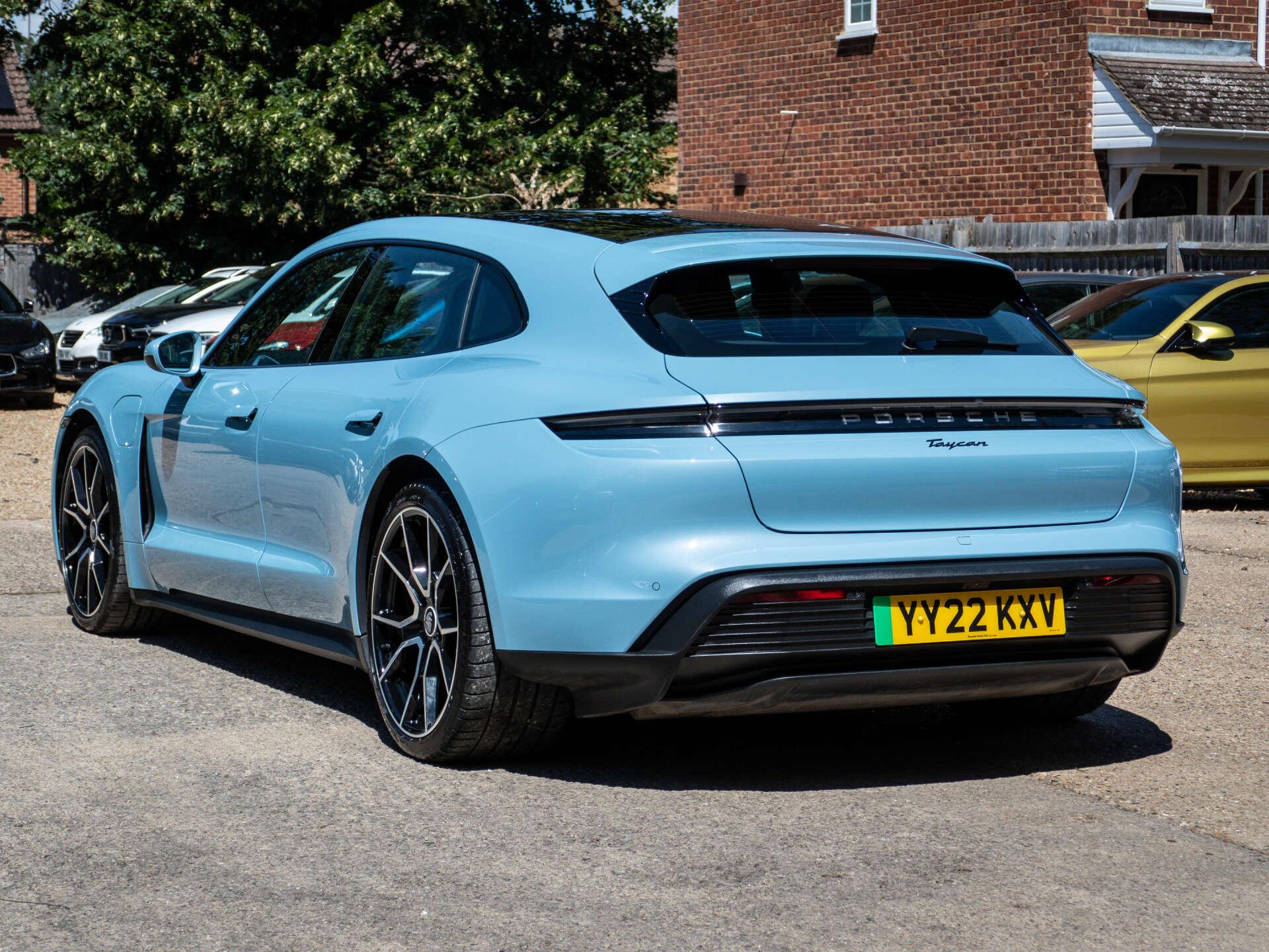 Porsche Taycan view 15