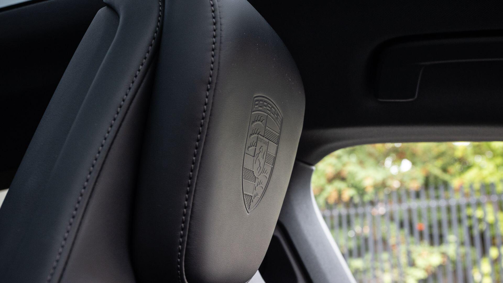 Porsche Taycan view 34