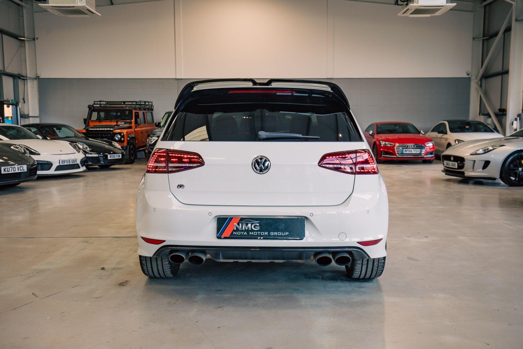 Volkswagen Golf view 26