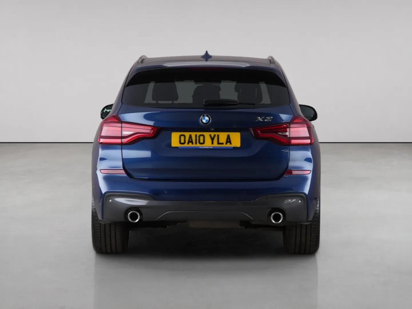 BMW X3 view 7
