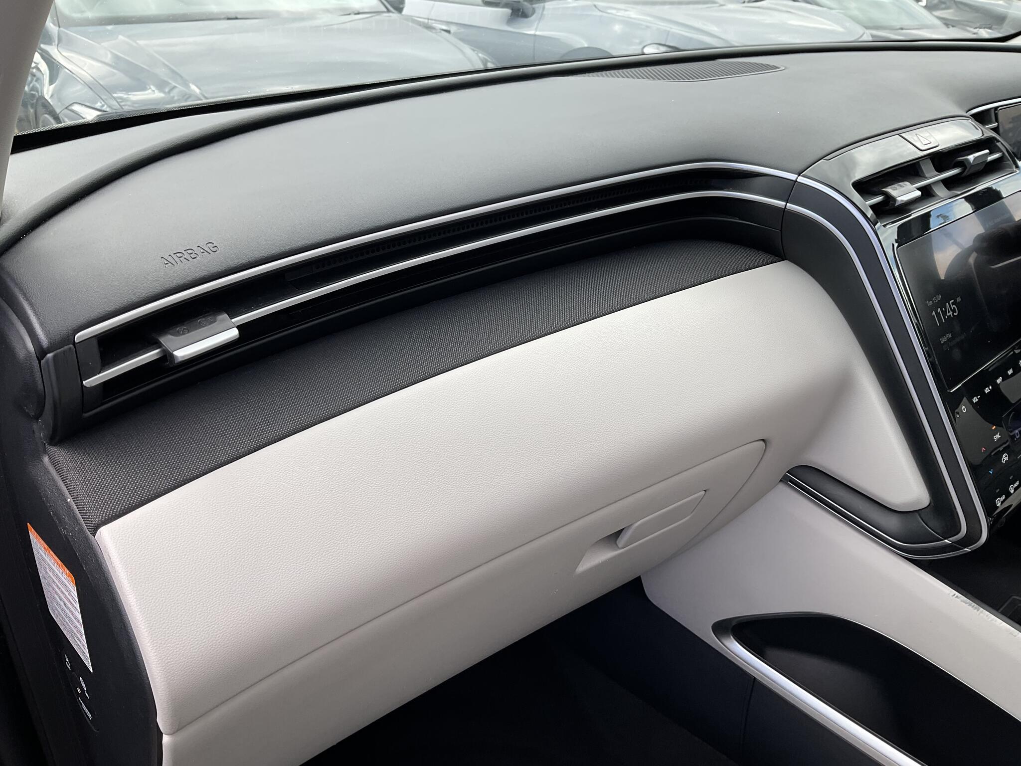 Hyundai Tucson view 19
