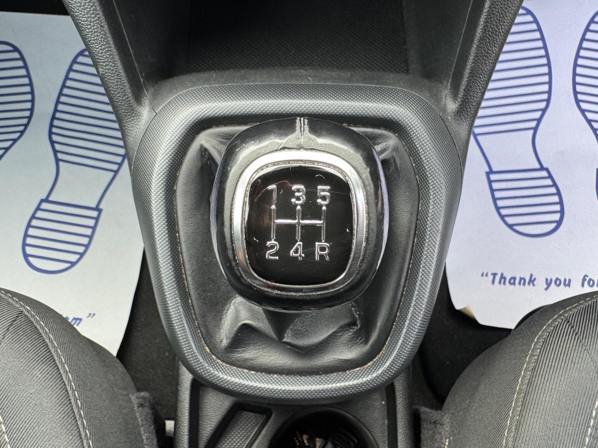 Hyundai I10 view 36