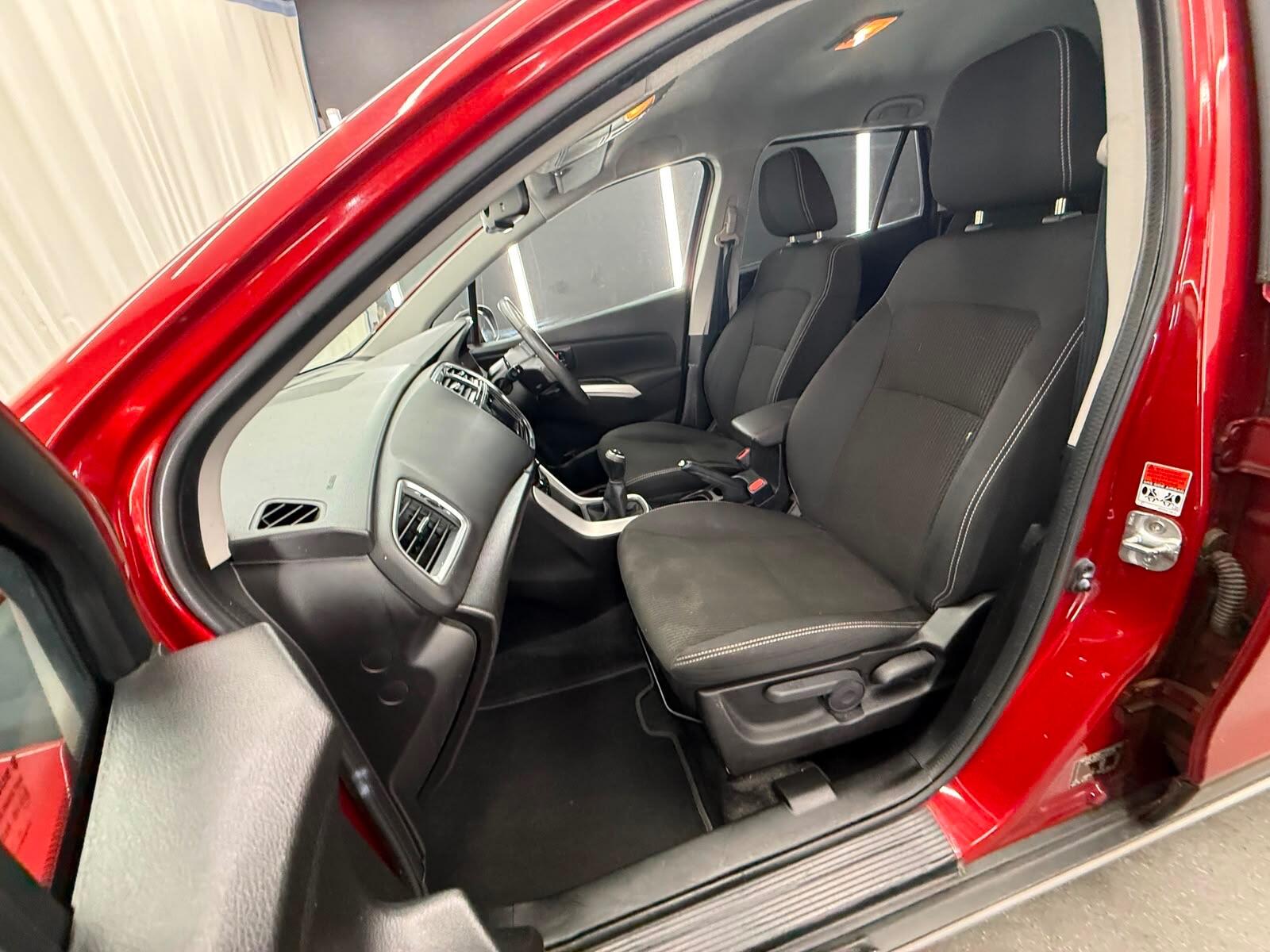Suzuki SX4 S-Cross view 34