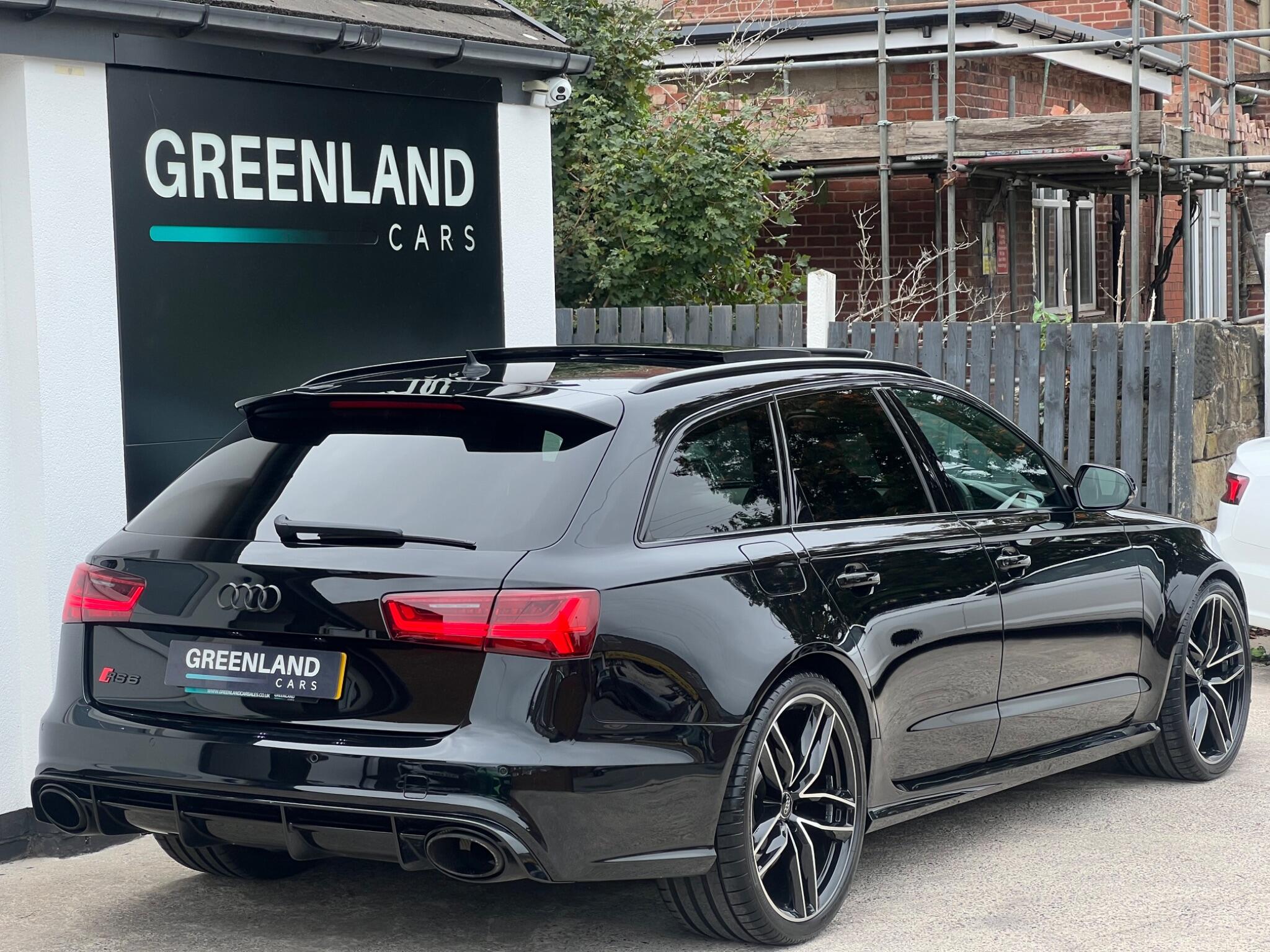 Audi RS6 view 2