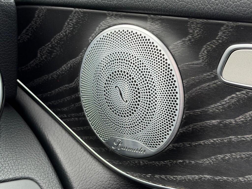 Mercedes-Benz GLC view 46