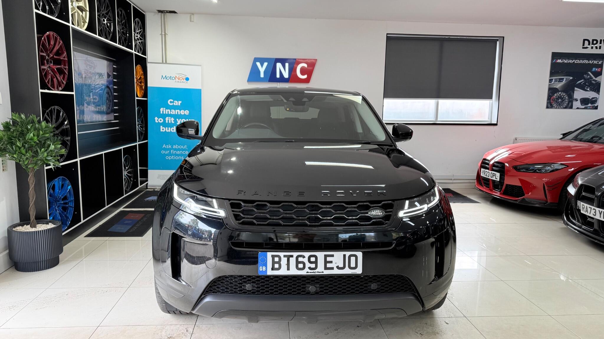 Land Rover Range Rover Evoque view 44